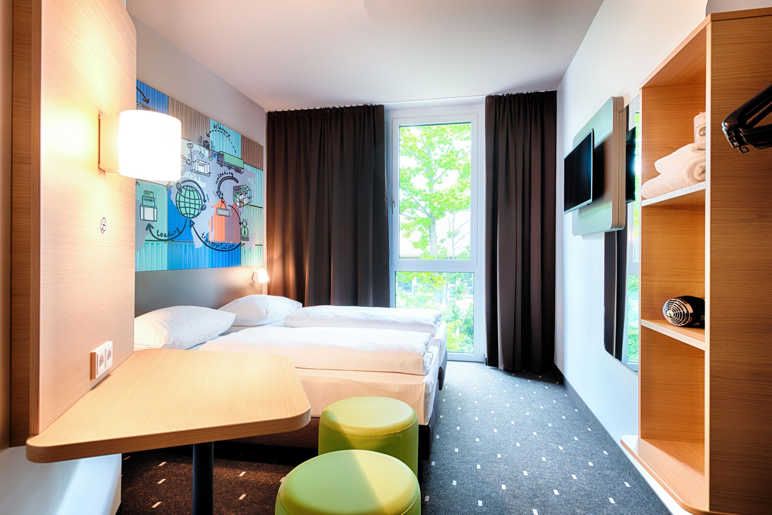 B&B Hotel Stuttgart-Neckarhafen Luaran gambar